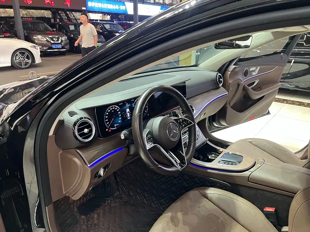 Mercedes-Benz E-Class 2023 E 300 L Fashion купить на сайте DeffCars