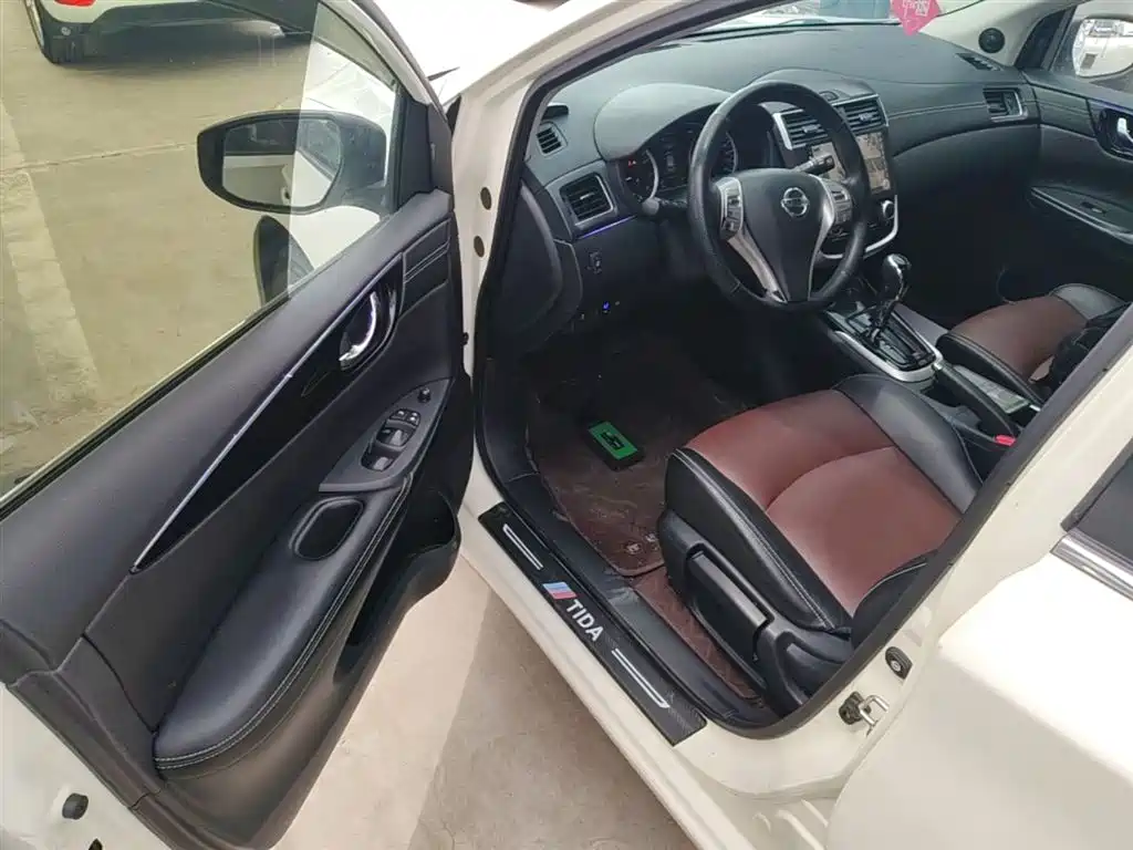 Tiida 2019 1.6L CVT Intelligent Travel Edition National V купить на сайте DeffCars