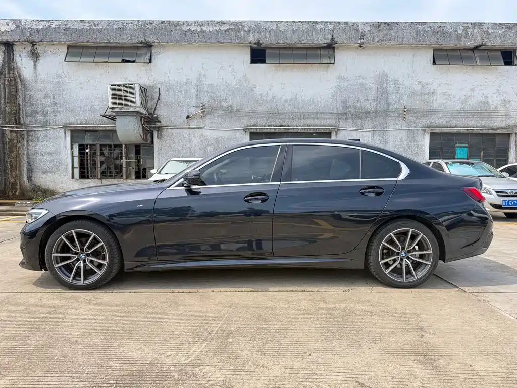 BMW 3 Series 2022 facelift 320Li M Sports Package купить на сайте DeffCars