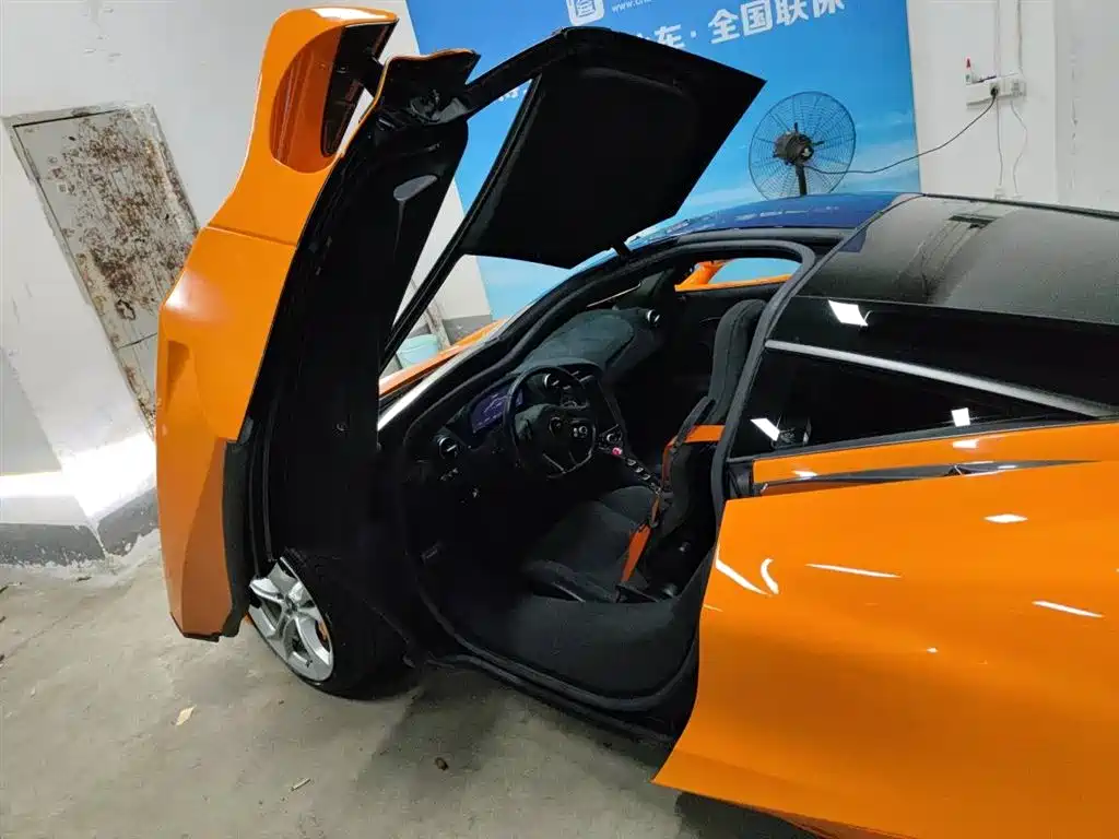 McLaren 720S 2017 4.0T Coupe купить на сайте DeffCars