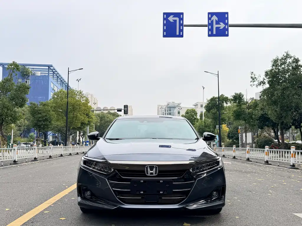 Accord 2022 260TURBO Magic Night Premium Edition купить на сайте DeffCars