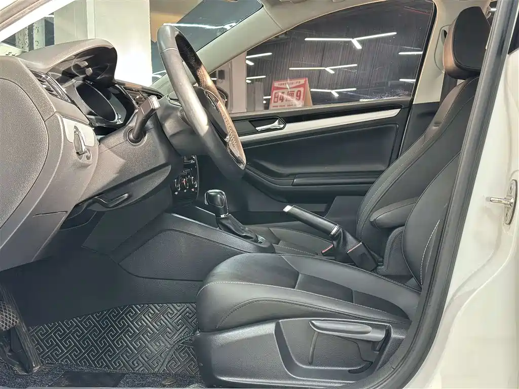 Sagitar 2018 180TSI DSG Premium Edition купить на сайте DeffCars