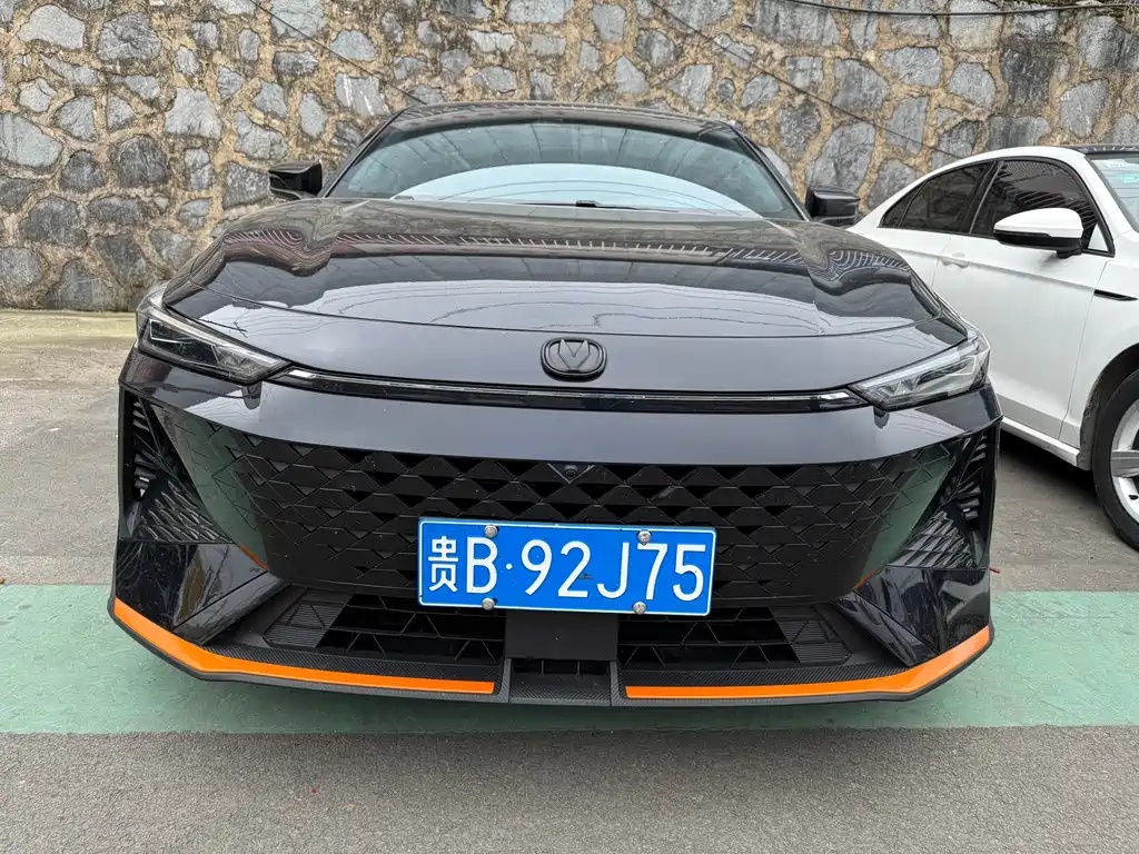 Changan UNI-V 2024 1.5T noble sports model купить на сайте DeffCars
