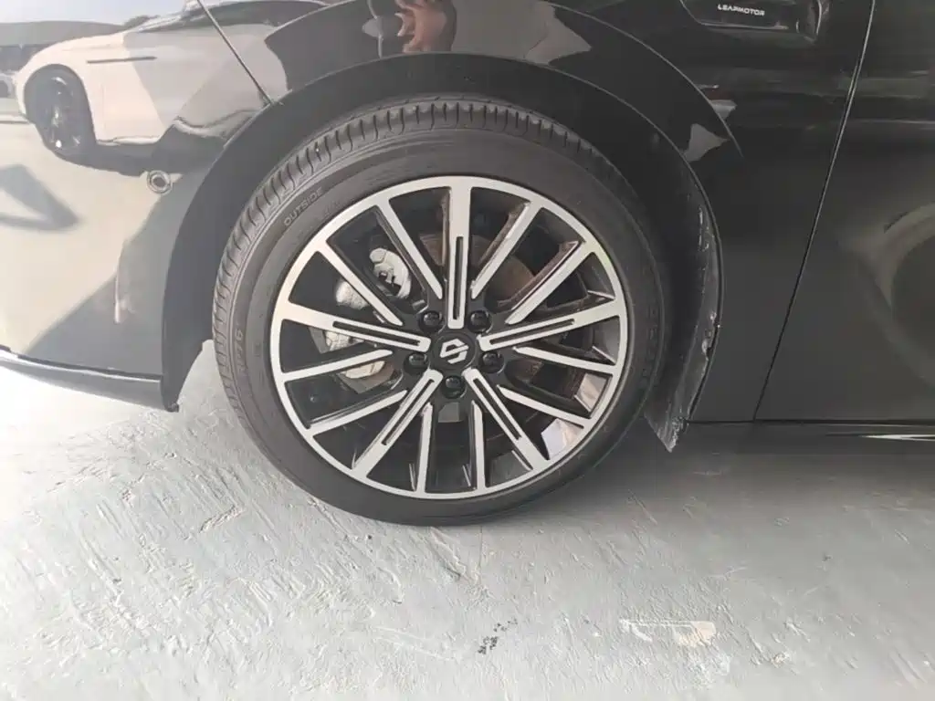 Leapmo B01 2025 550 Enjoy Edition купить на сайте DeffCars