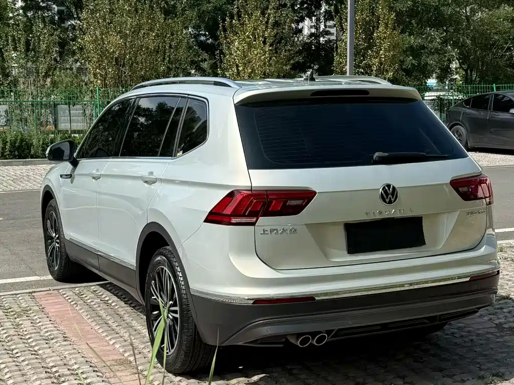Tiguan L 2021款 330TSI 自动两驱智享版 купить на сайте DeffCars