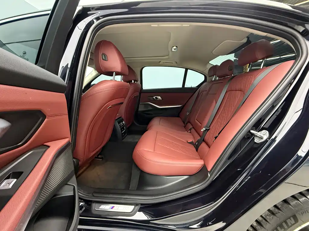BMW 3 Series 2023 320Li M Sports Package купить на сайте DeffCars