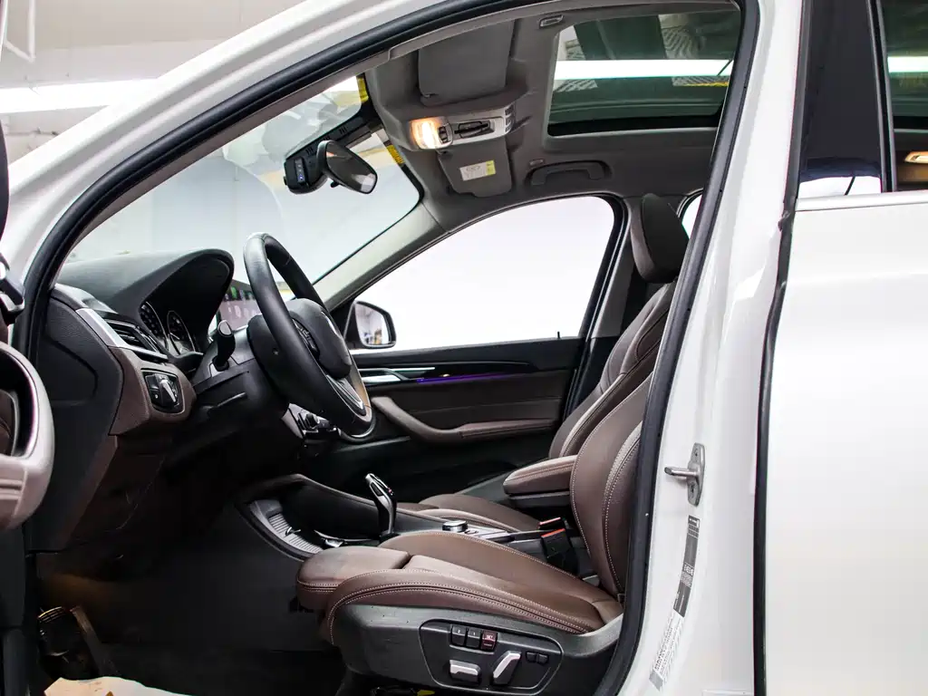 BMW X1 2022 sDrive20Li Fashion Model купить на сайте DeffCars