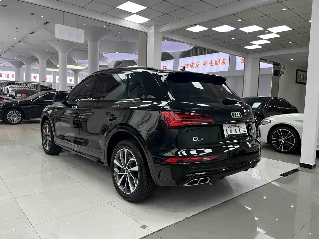Audi Q5L 2023 40T luxury and dynamic model купить на сайте DeffCars