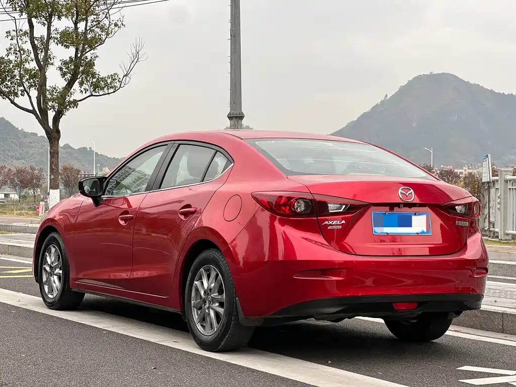 Mazda3 Angkesela 2017 Sedan 1.5L Automatic Comfort Type National V купить на сайте DeffCars