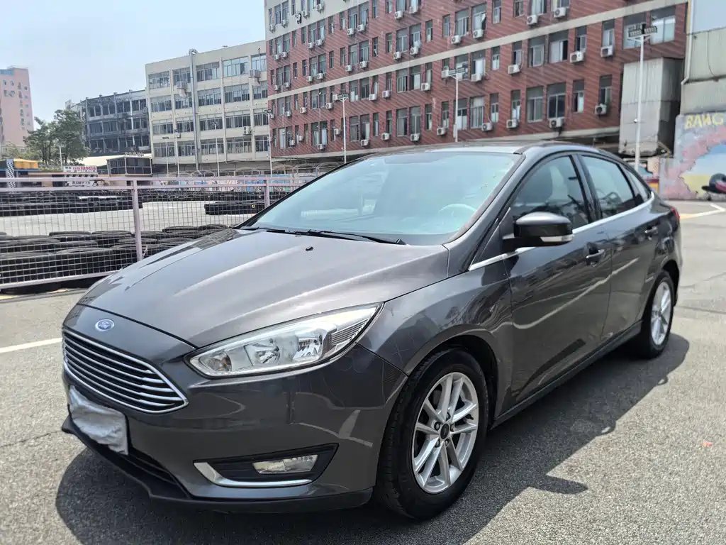 Focus 2017 Three-Car EcoBoost 180 Automatic Elite купить на сайте DeffCars