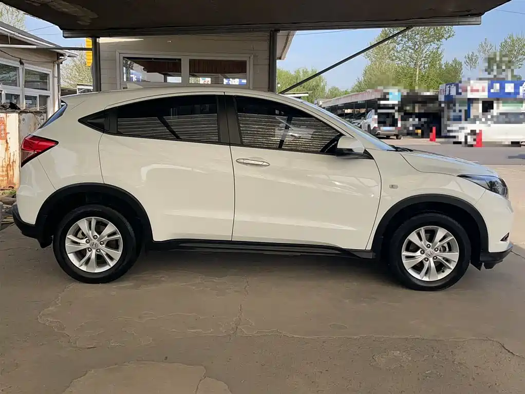 Binzhi 2017 1.5L CVT two-wheel drive comfort model купить на сайте DeffCars