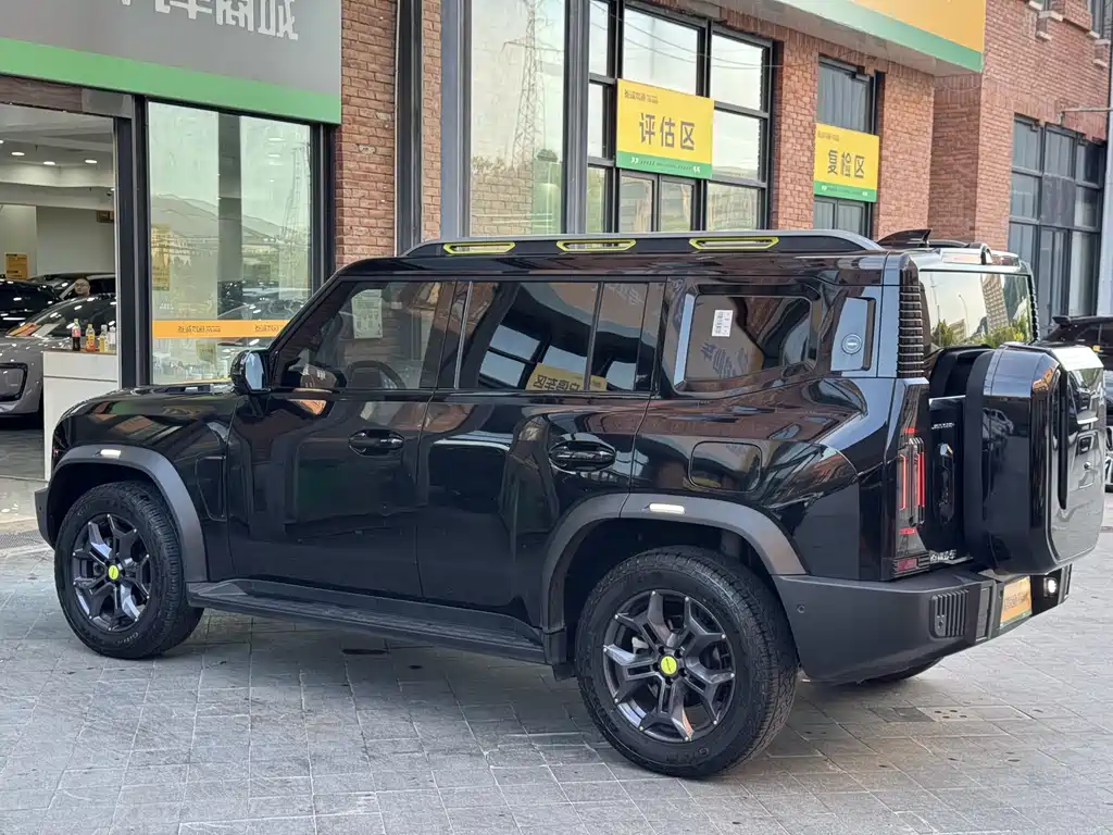 Jietu Traveler 2023 2.0T four-wheel drive crossover PRO+ купить на сайте DeffCars
