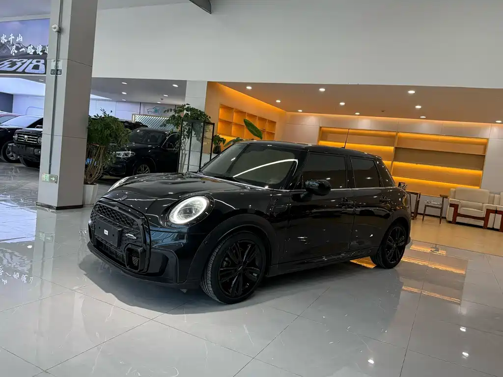MINI 2022 1.5T COOPER Black Label Special Edition Five-Door Edition купить на сайте DeffCars