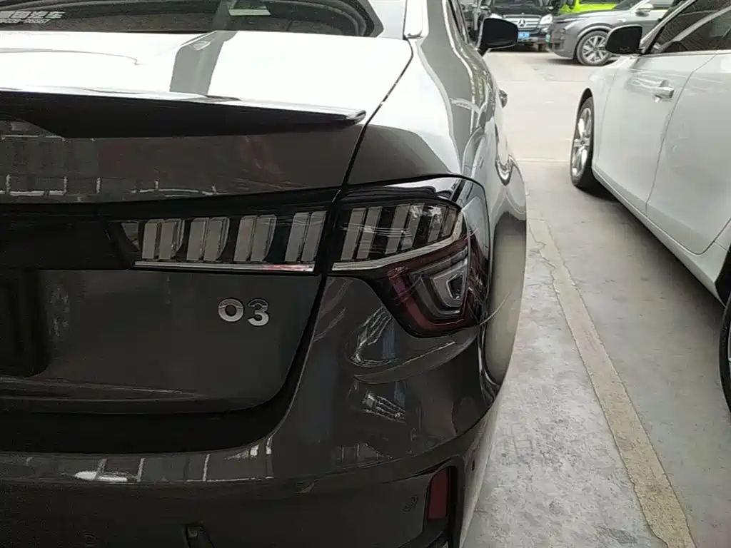 Lynk & Co 03 2022 1.5TD DCT Pro купить на сайте DeffCars