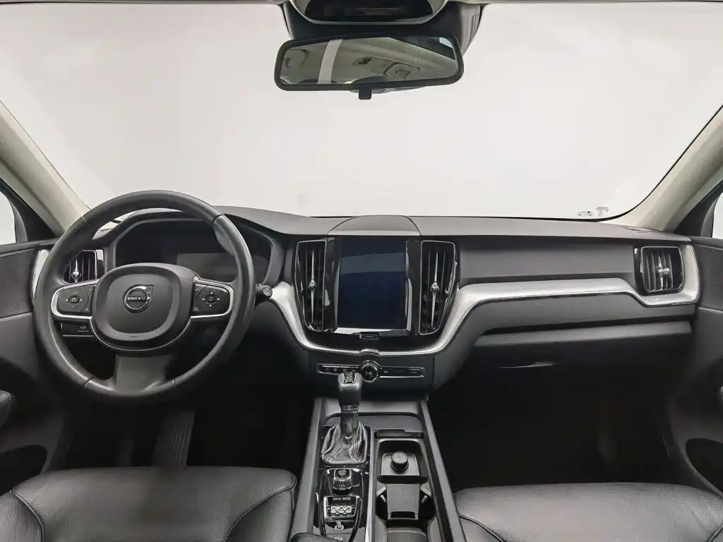 Volvo XC60 2019 T5 Four-wheel Drive Smart Edition National V купить на сайте DeffCars