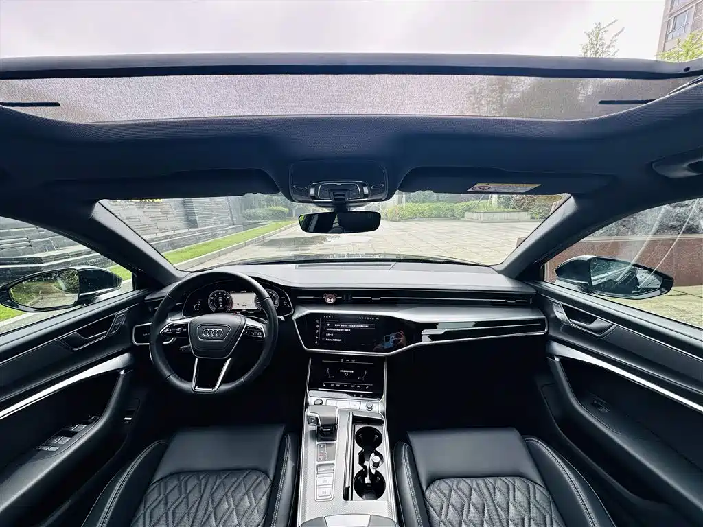 Audi A6L 2025 45 TFSI Premium Dynamic Model купить на сайте DeffCars