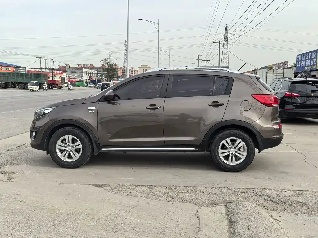 Zhipao 2016 2.0L automatic two-wheel drive version GL купить на сайте DeffCars