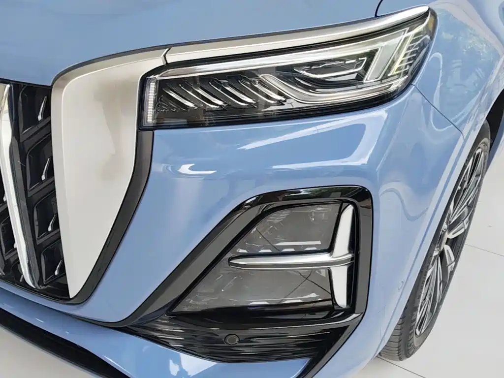 Hongqi HS5 2023 2.0T four-wheel drive flag collar Pro version купить на сайте DeffCars