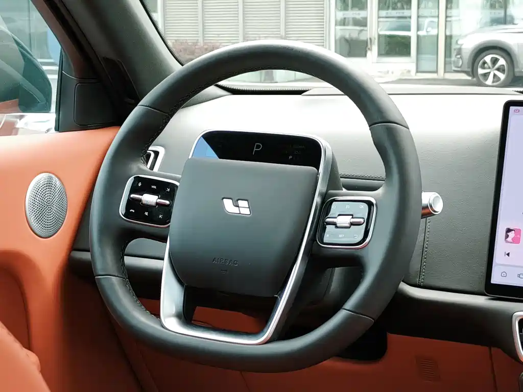 Ideal L9 2024 Ultra купить на сайте DeffCars