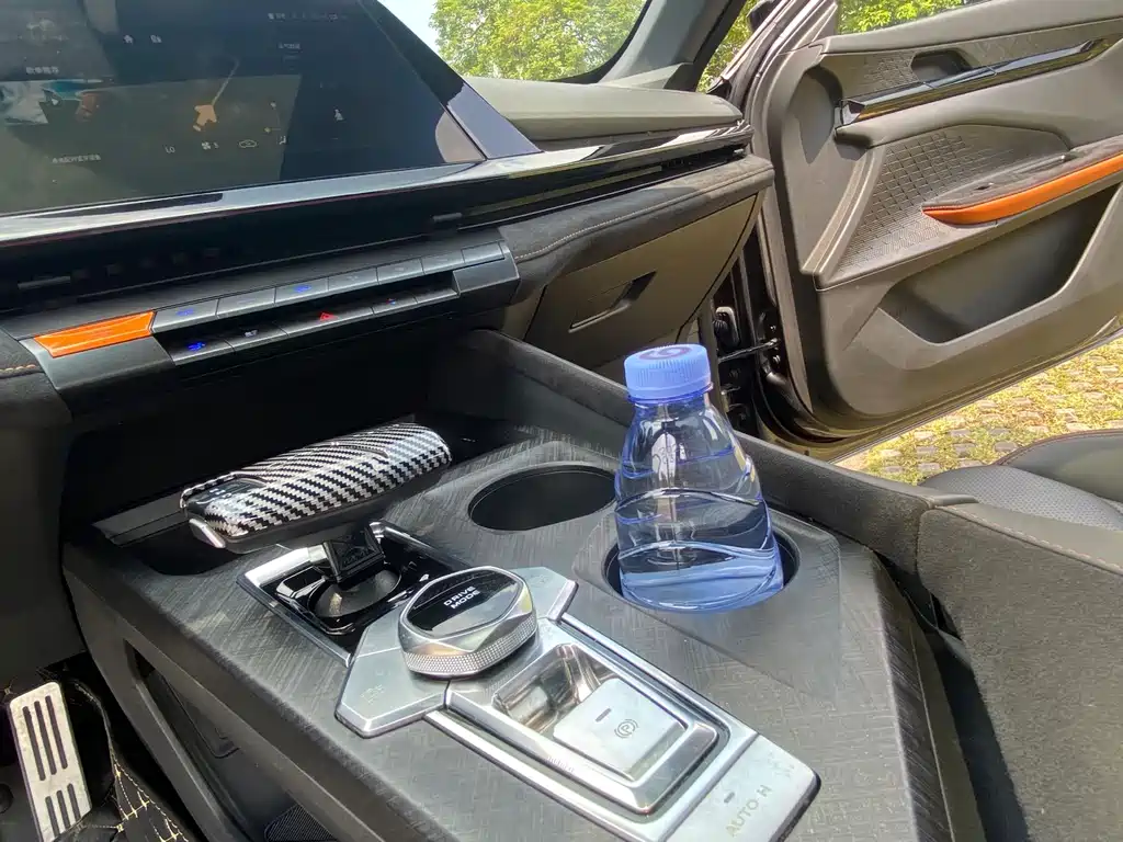 Changan UNI-V 2022 1.5T sports version купить на сайте DeffCars