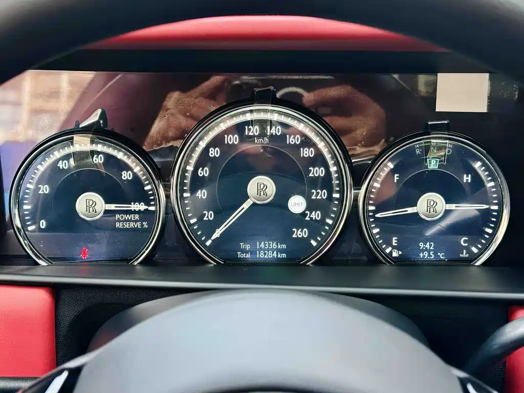 Cullinan 2018 four-seat version купить на сайте DeffCars