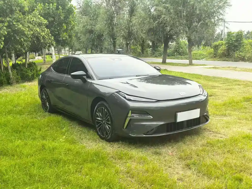 Galaxy Star 8 2025 130km EM-i Exclusive Edition купить на сайте DeffCars
