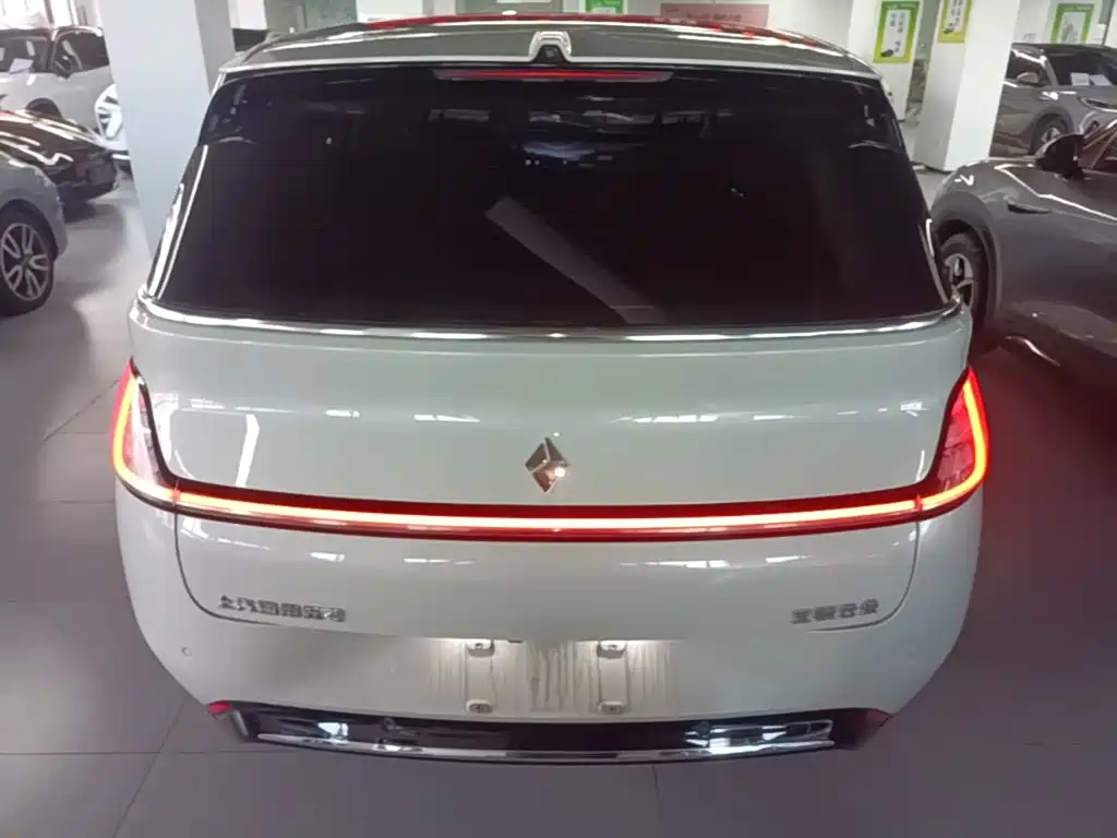 Baojun Yunduo 2023 460 Max купить на сайте DeffCars