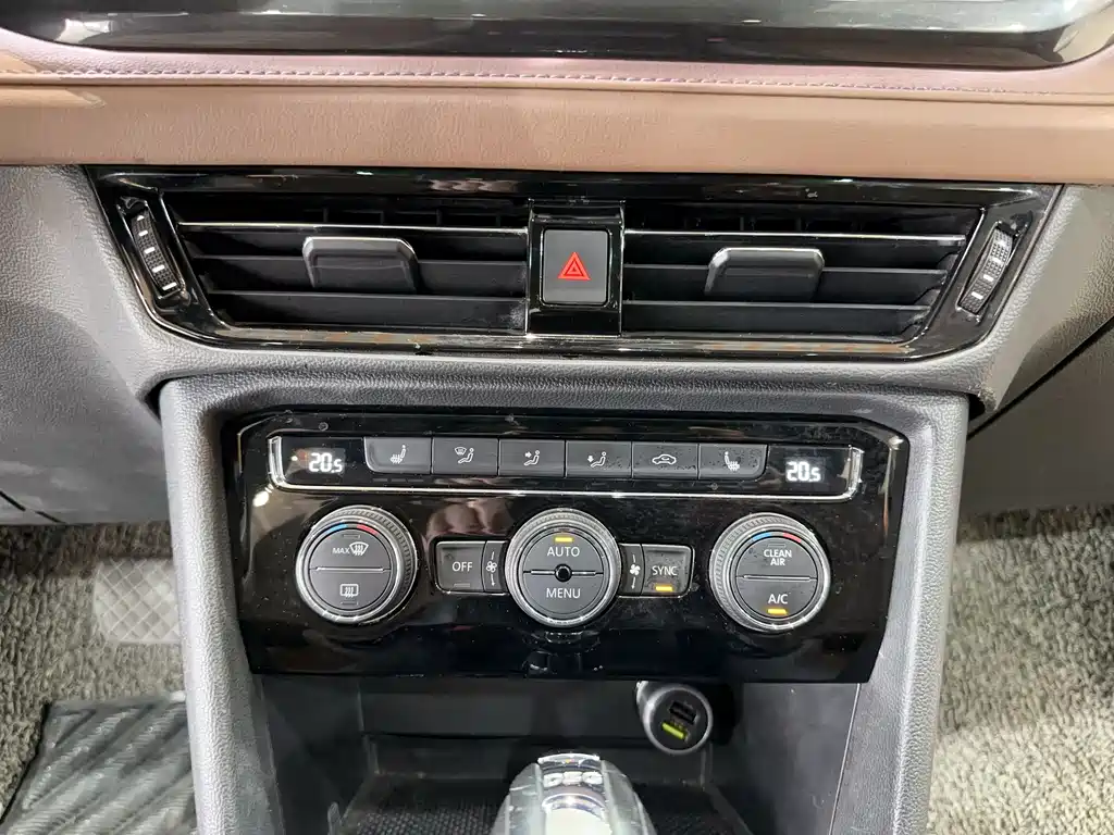 Tuyue 2019 280TSI two-wheel drive flagship version National VI купить на сайте DeffCars