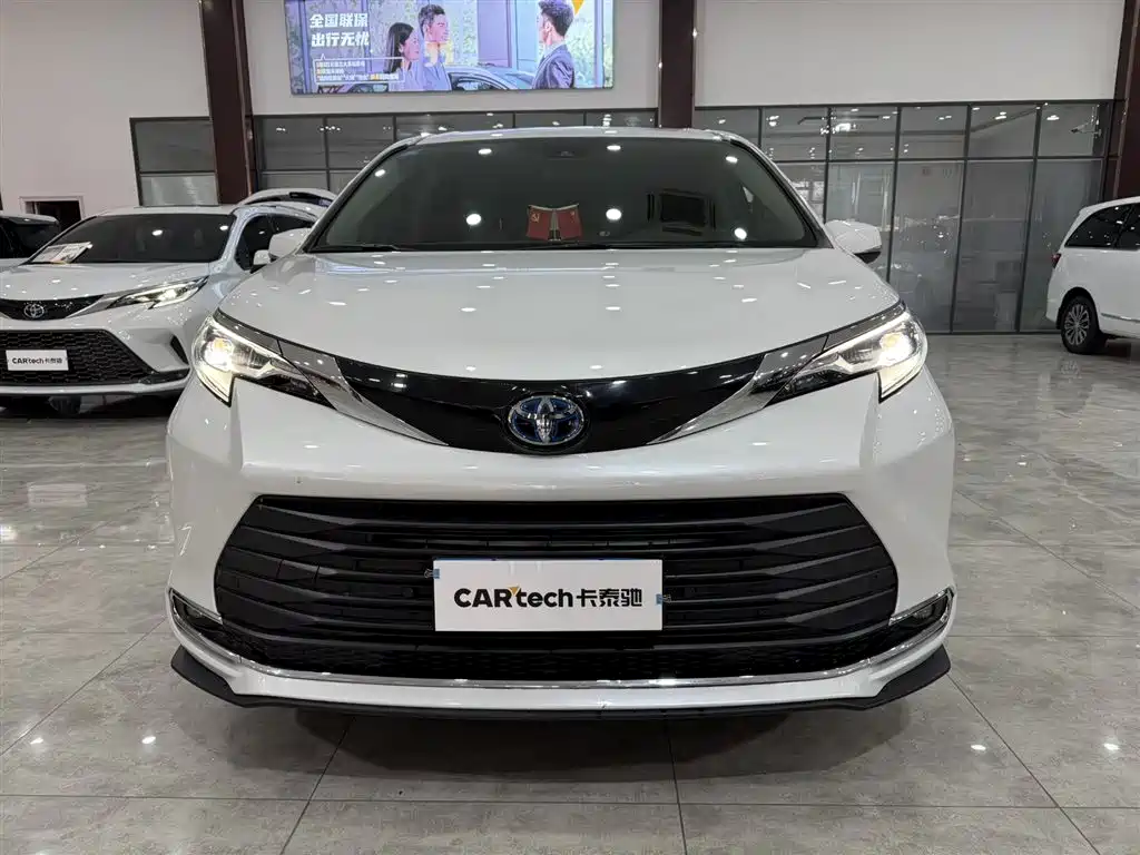 SIENNA 2021 2.5L Hybrid Comfort Edition купить на сайте DeffCars