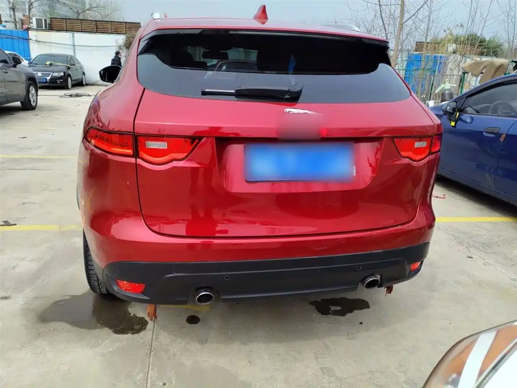 Jaguar F-PACE 2016 2.0T 2WD Urban Exclusive Edition купить на сайте DeffCars