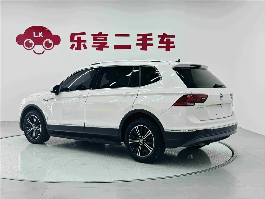 Tiguan L 2019 330TSI automatic two-wheel drive panoramic comfort version National VI купить на сайте DeffCars