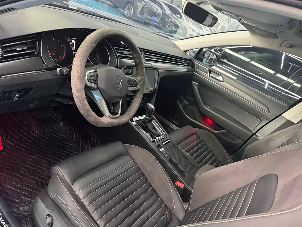 Magotan 2020 330TSI DSG leading model купить на сайте DeffCars