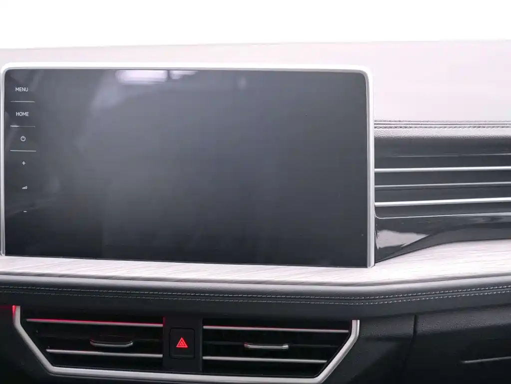 Sagitar 2023 280TSI DSG surpasses Lite version купить на сайте DeffCars