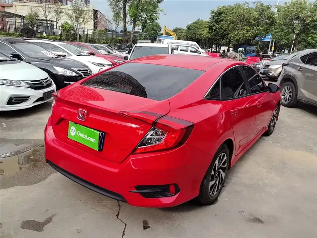 Civic 2016 220TURBO CVT Deluxe Edition купить на сайте DeffCars