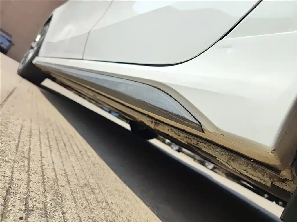 Lynk & Co 03 2019 1.5TD DCT Powerful Edition National VI купить на сайте DeffCars