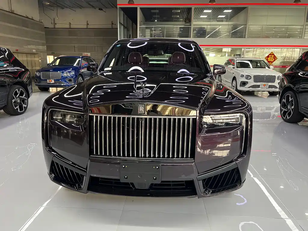 Cullinan 2024 Black Badge купить на сайте DeffCars
