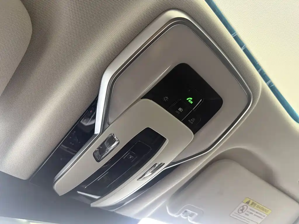 Hongqi E-HS9 2022 model 690km flagship version six seats купить на сайте DeffCars