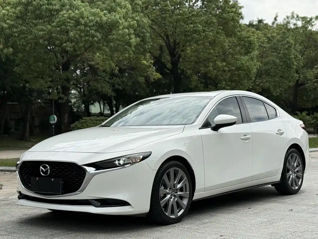 Mazda3 Angkesela 2020 2.0L Automatic Premium Edition купить на сайте DeffCars