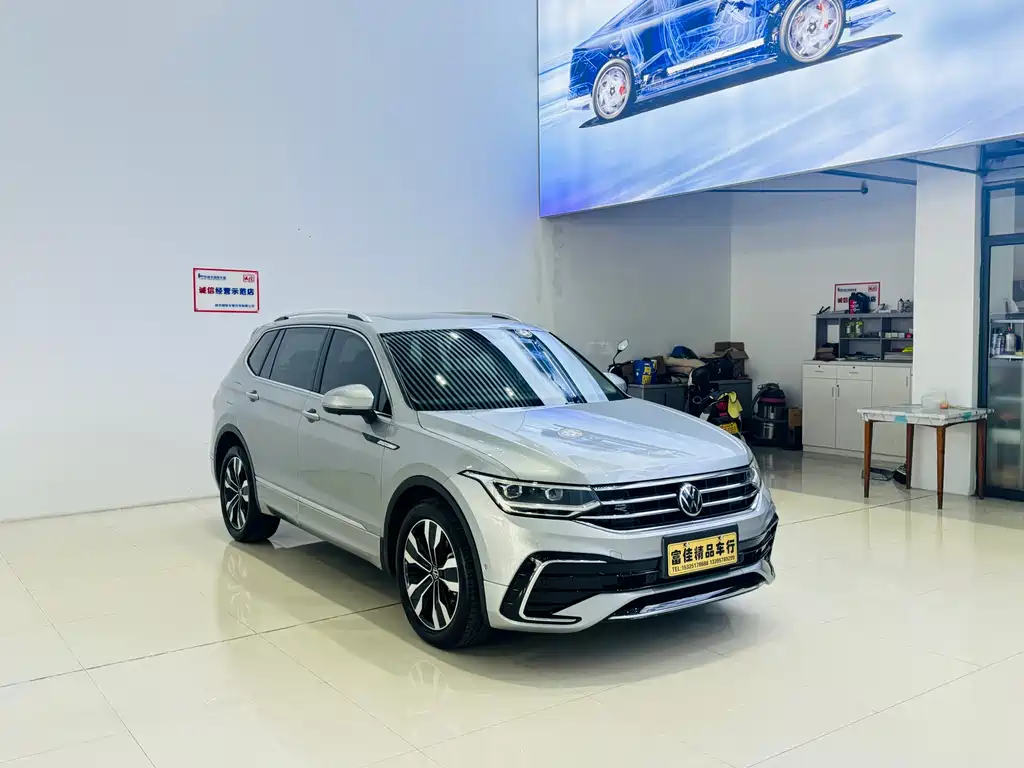 Tiguan L 2022 330TSI automatic two-wheel drive R-Line version купить на сайте DeffCars