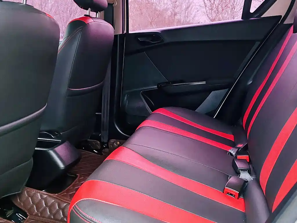 Baojun 310 2016 1.2L manual comfort model купить на сайте DeffCars