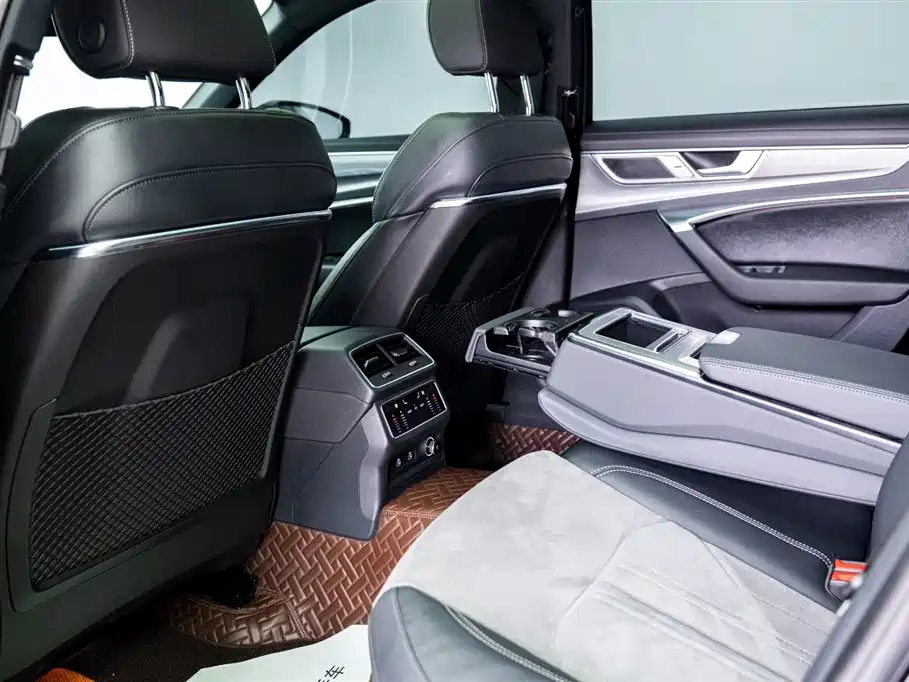 Audi A6L 2023 45 TFSI Premium Dynamic Model купить на сайте DeffCars