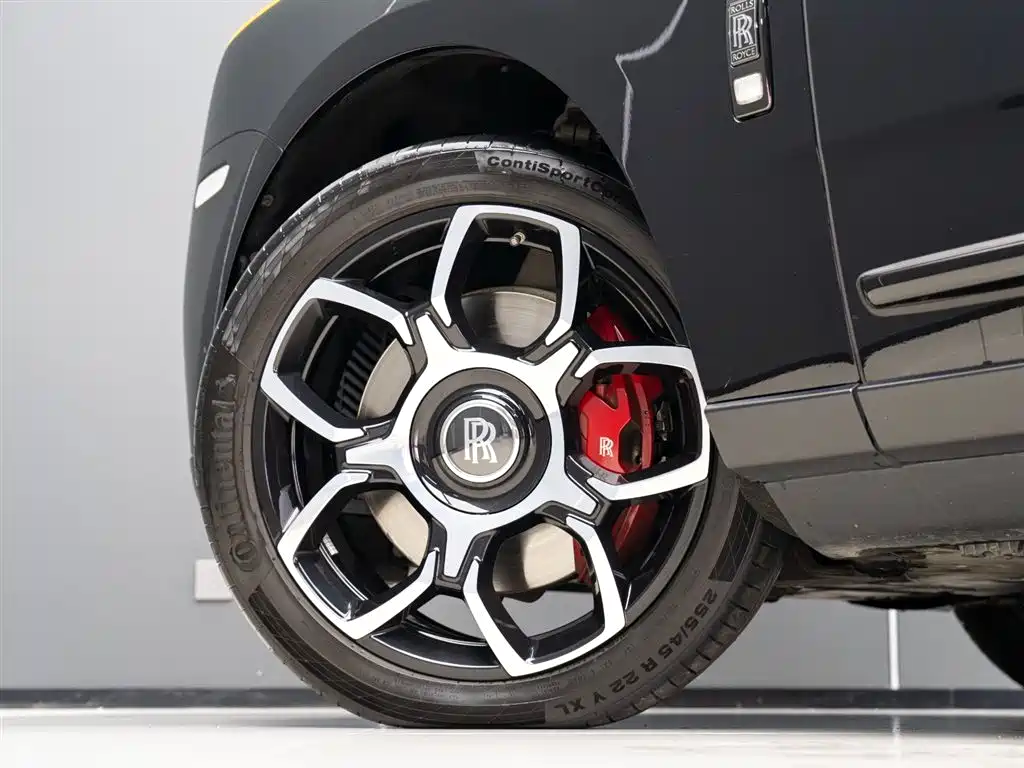 Cullinan 2020 Black Badge купить на сайте DeffCars