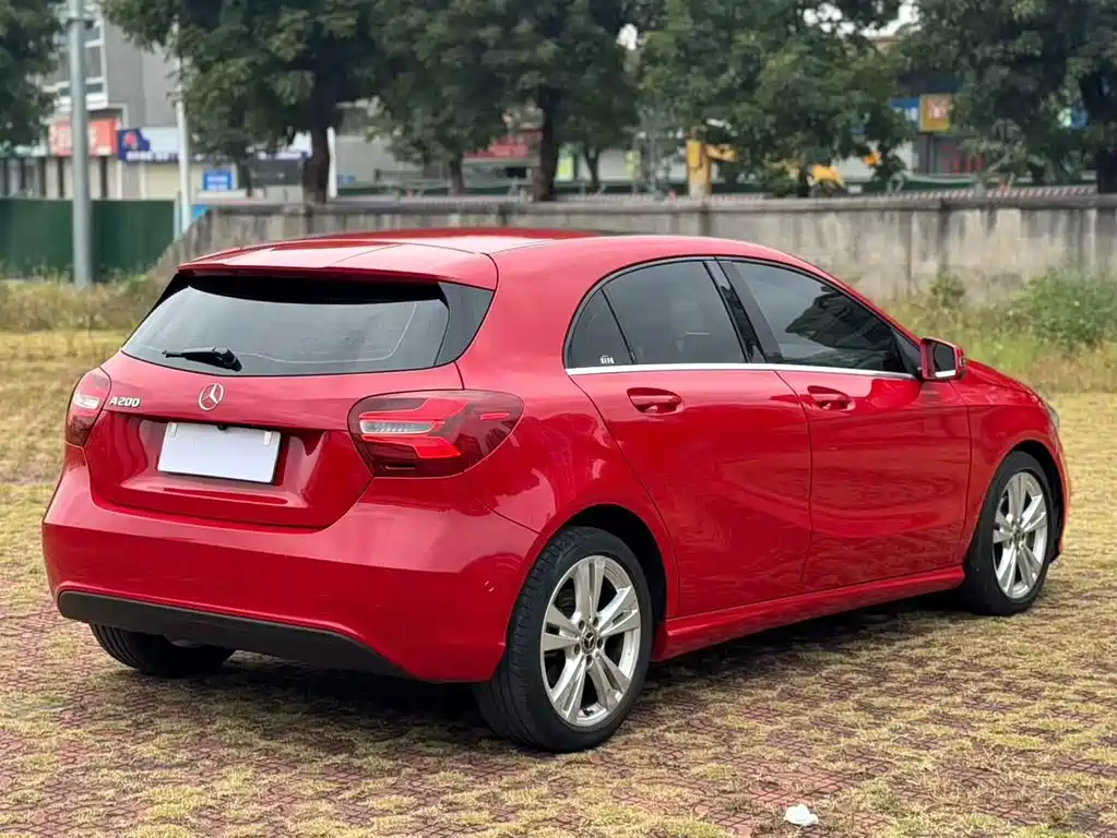 Mercedes-Benz A-Class Imported 2016 A 200 Dynamic купить на сайте DeffCars