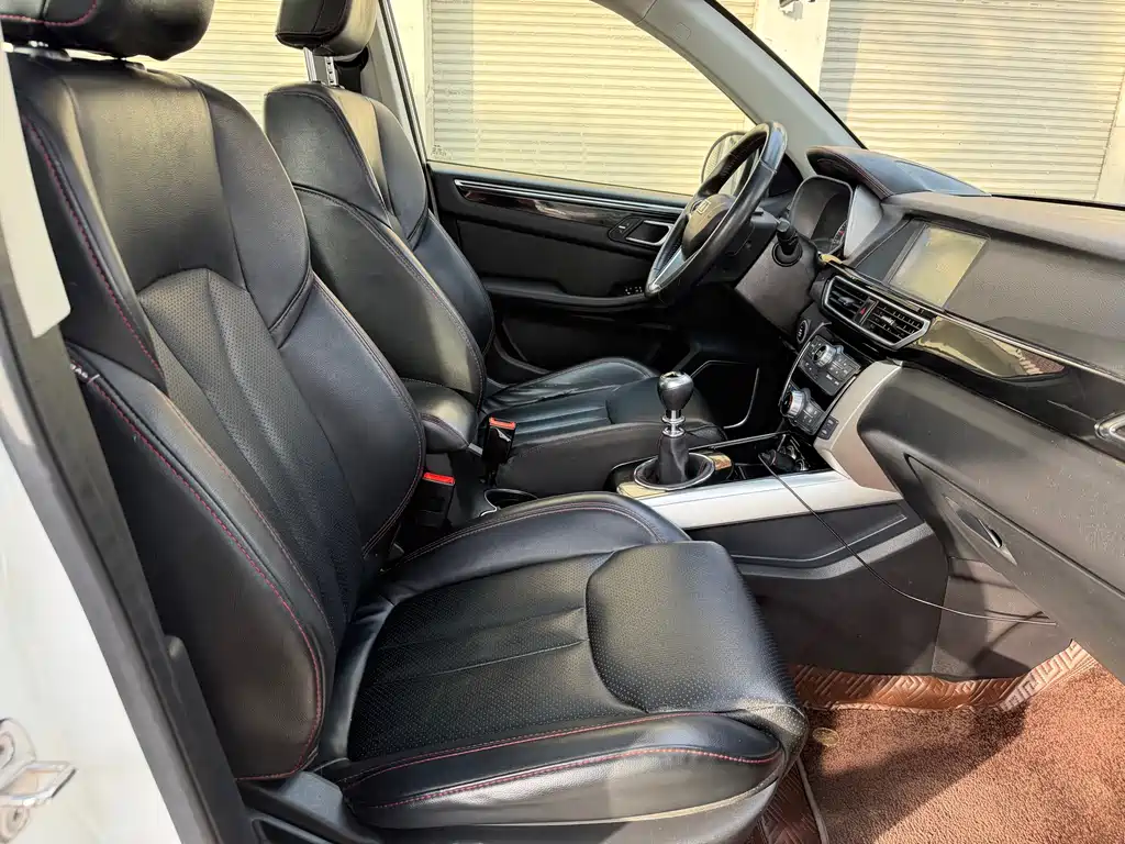 Damai X5 2018 Intelligent Internet Edition 1.5T Manual Luxury Model купить на сайте DeffCars