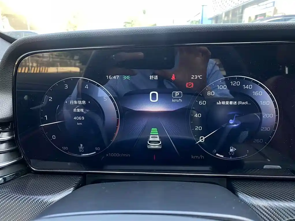 Hongqi HS5 2026 2.0T two-wheel drive Xuanying Edition купить на сайте DeffCars