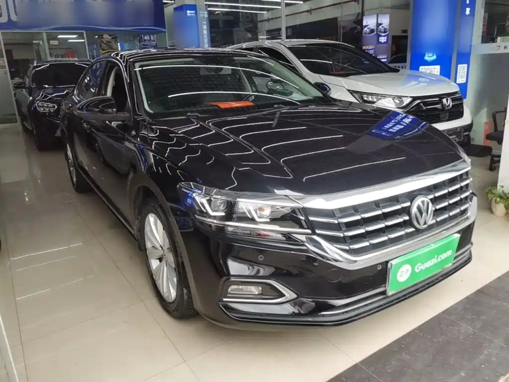Passat 2019 330TSI Elite Edition National VI купить на сайте DeffCars