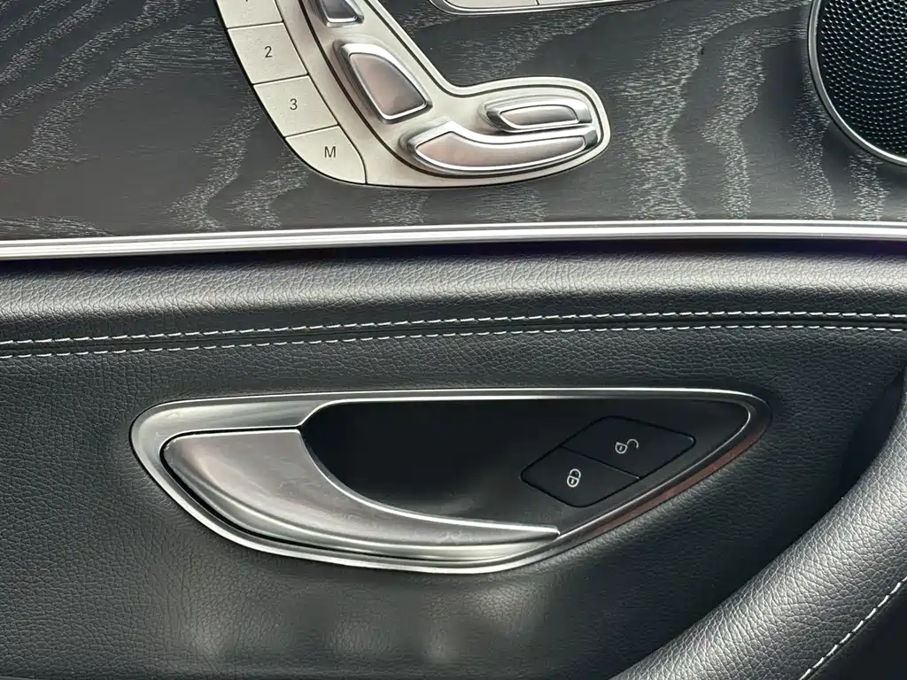 Mercedes-Benz E-Class 2018 facelift E 200 L sporty купить на сайте DeffCars