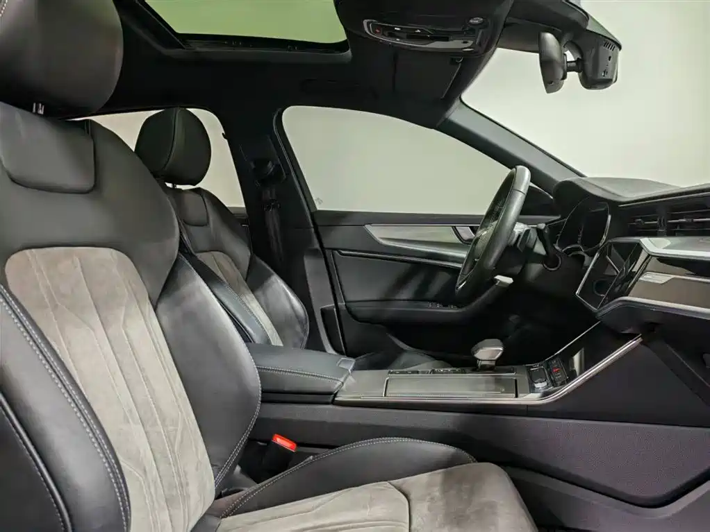 Audi A6L 2021 40 TFSI luxury and dynamic model купить на сайте DeffCars