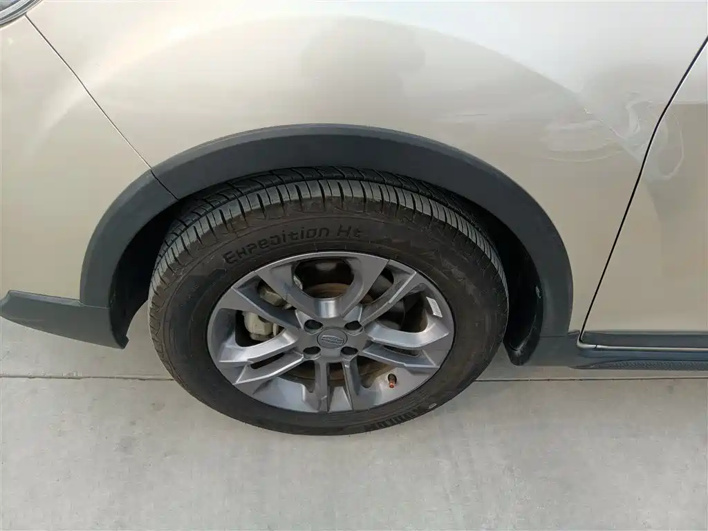 Vision X3 2020 1.5L CVT premium model купить на сайте DeffCars