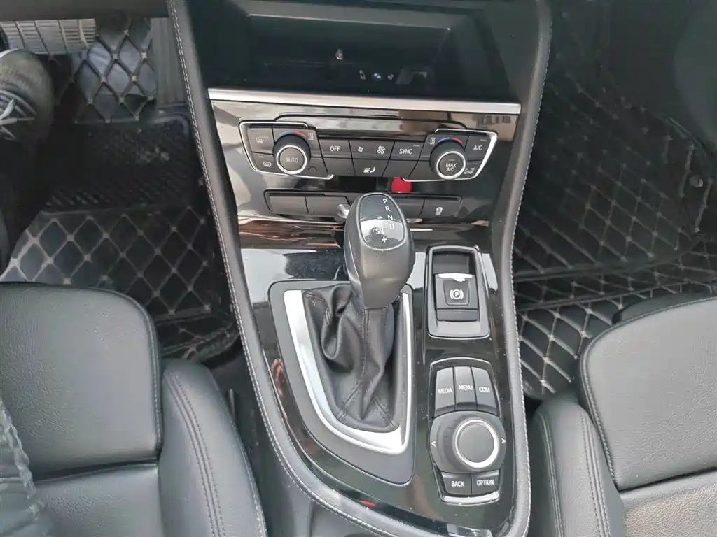 BMW 2 Series Touring 2016 218i Sports Design Package купить на сайте DeffCars